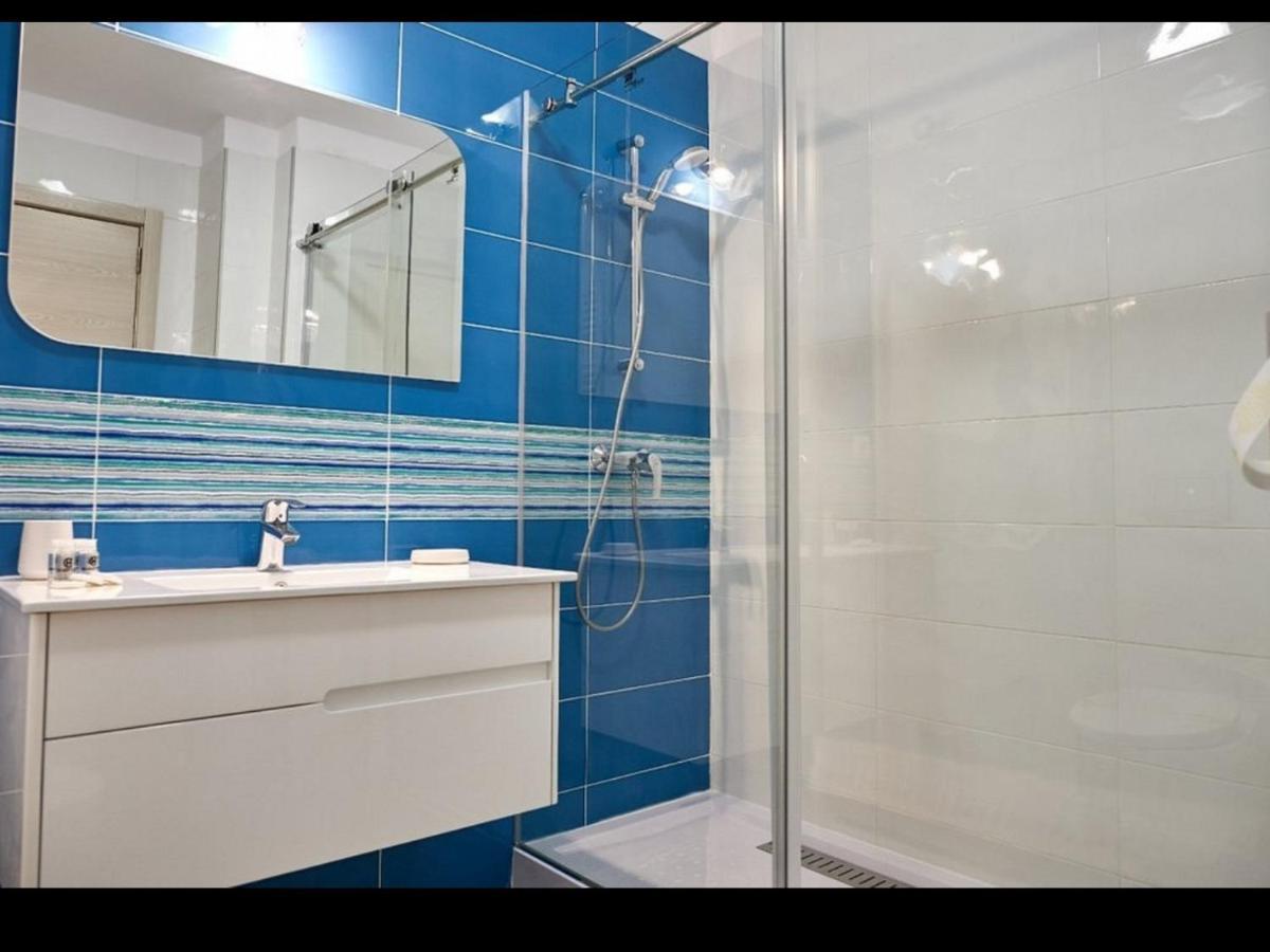 Appartement Blue 65 à Năvodari Extérieur photo
